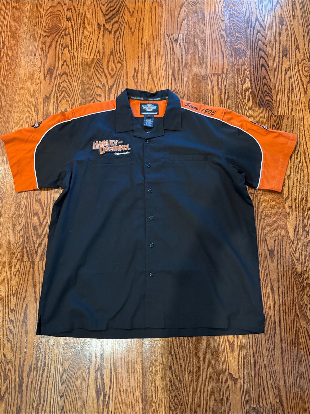 2XL Harley-Davidson Black and Orange Short Sleeve Button-Up Shirt